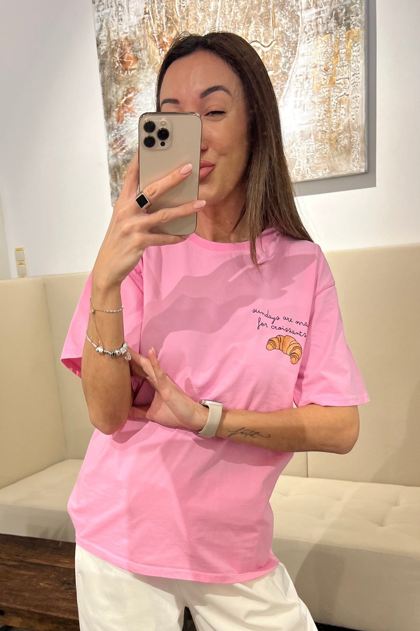 Shirt Vcaramelle – Statement-Shirt „Sundays are made for Croissants“