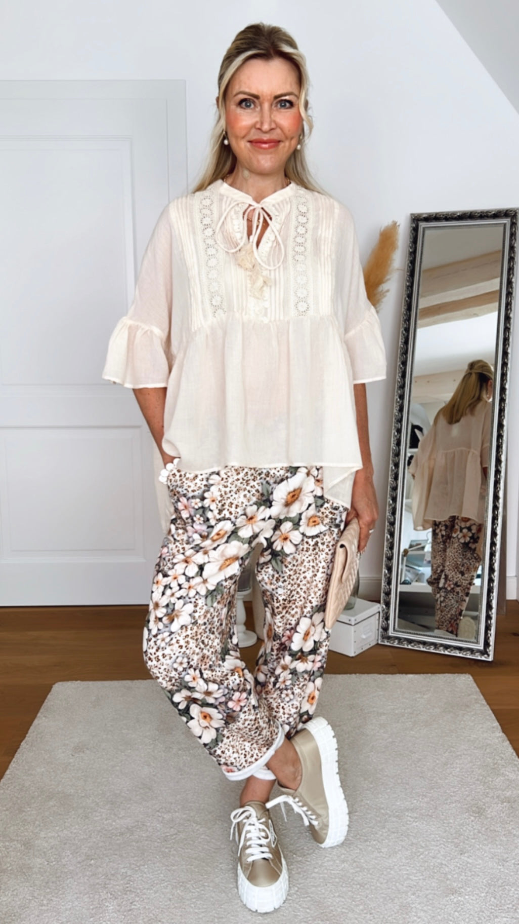 Hose Vhannover – Florale Statement-Hose mit italienischem Flair