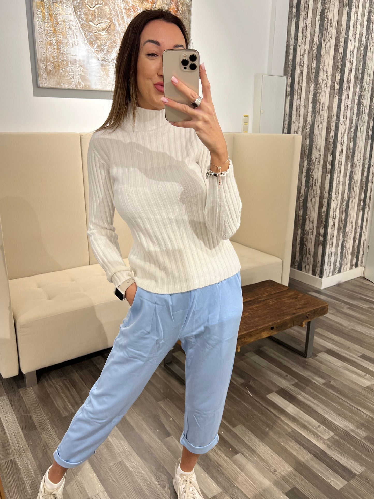 Hose Vmelek – Moderne Komforthose mit italienischer Eleganz