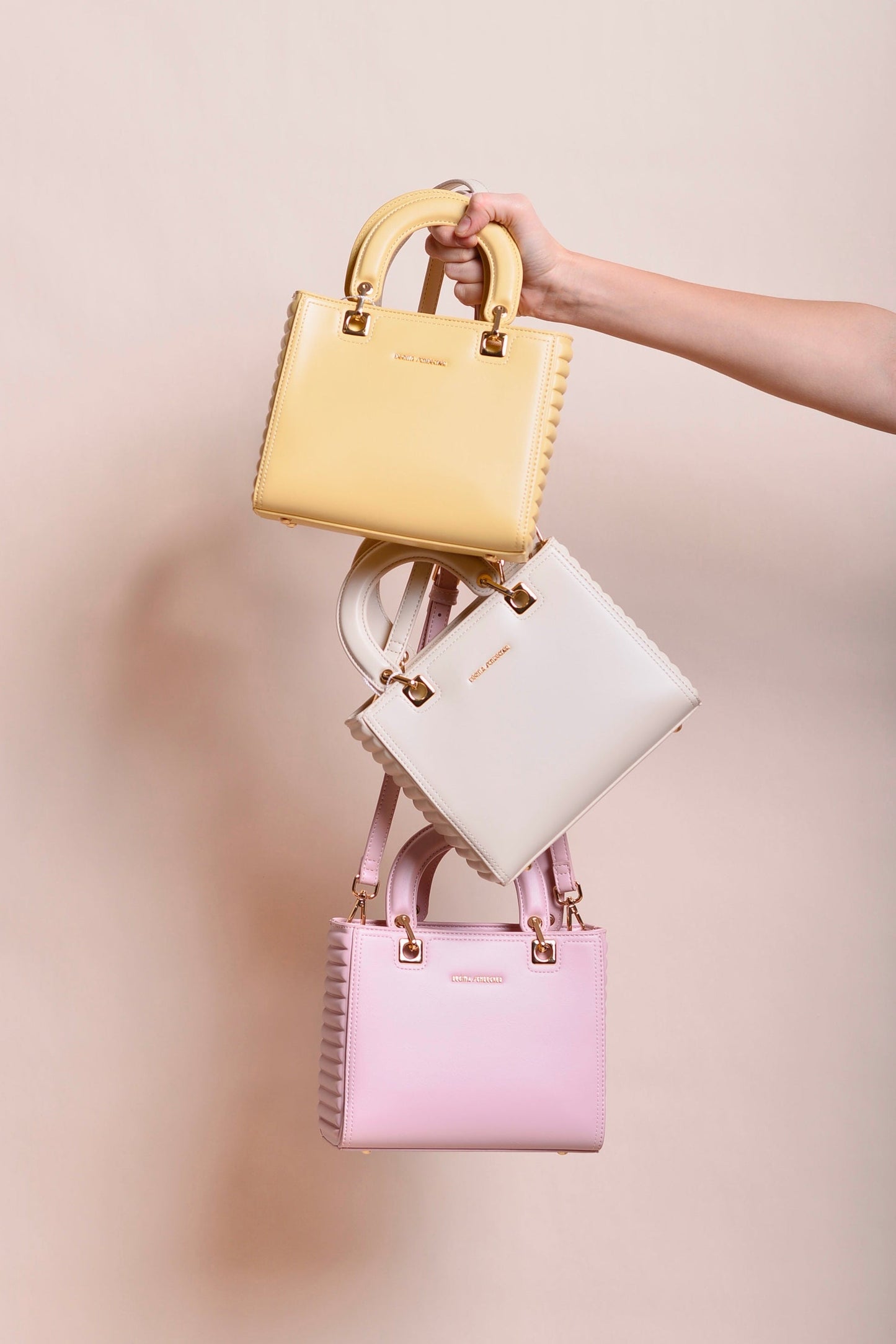Tasche Vbabie – Elegante Mini-Handtasche mit Gold-Details