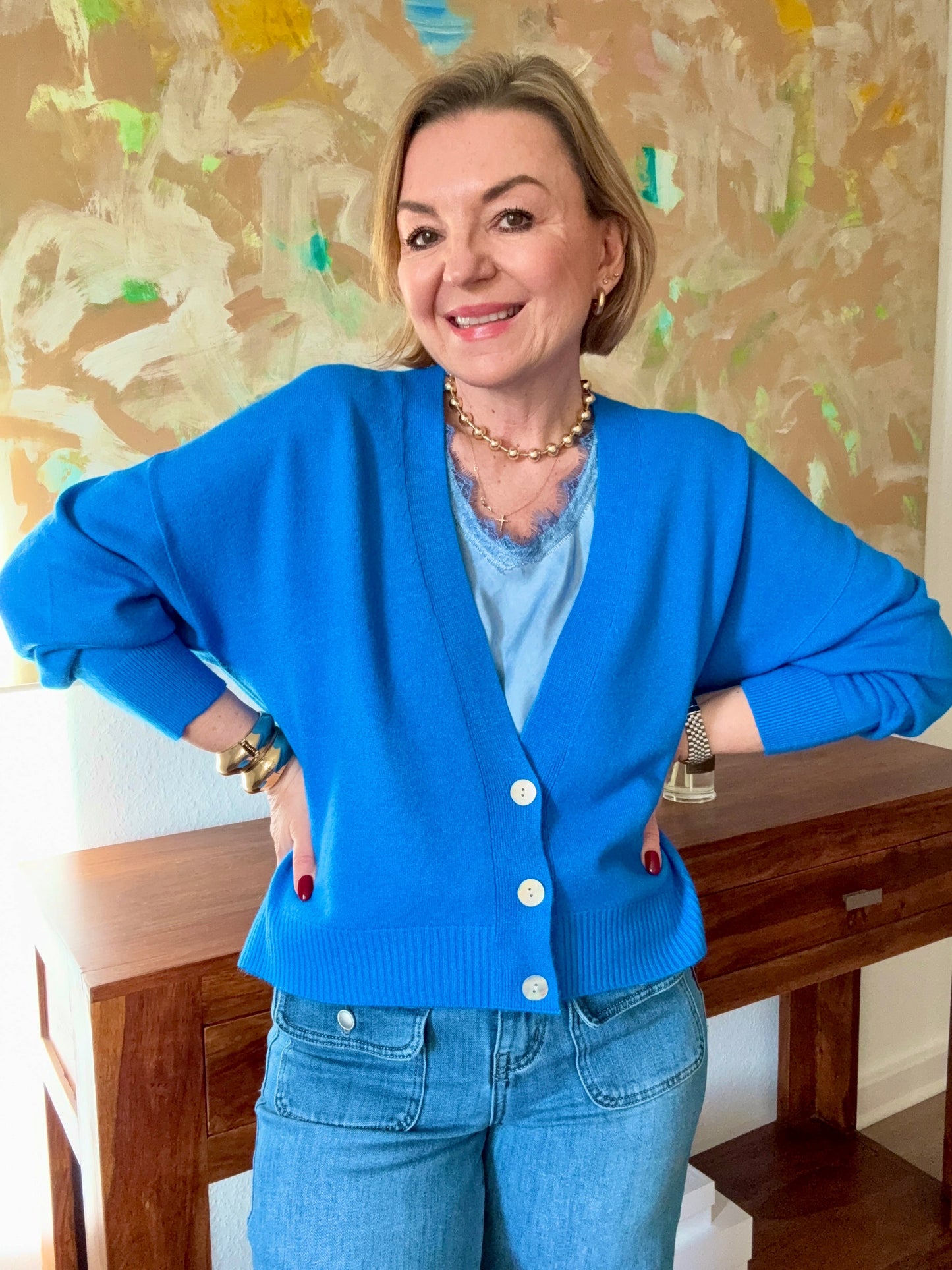 Feinstrickjacke V. Joy – Modern Chic Cardigan