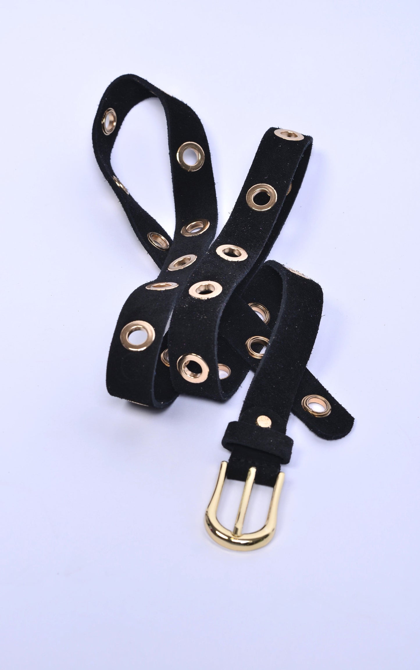 Gürtel Vkreis – Leder mit goldenen Ösendetails