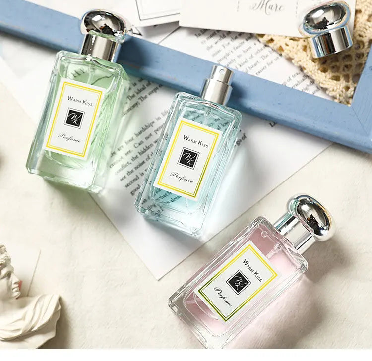 WARM KISS Fruity Perfume – Damen Parfum mit fruchtiger Note (50 ml)