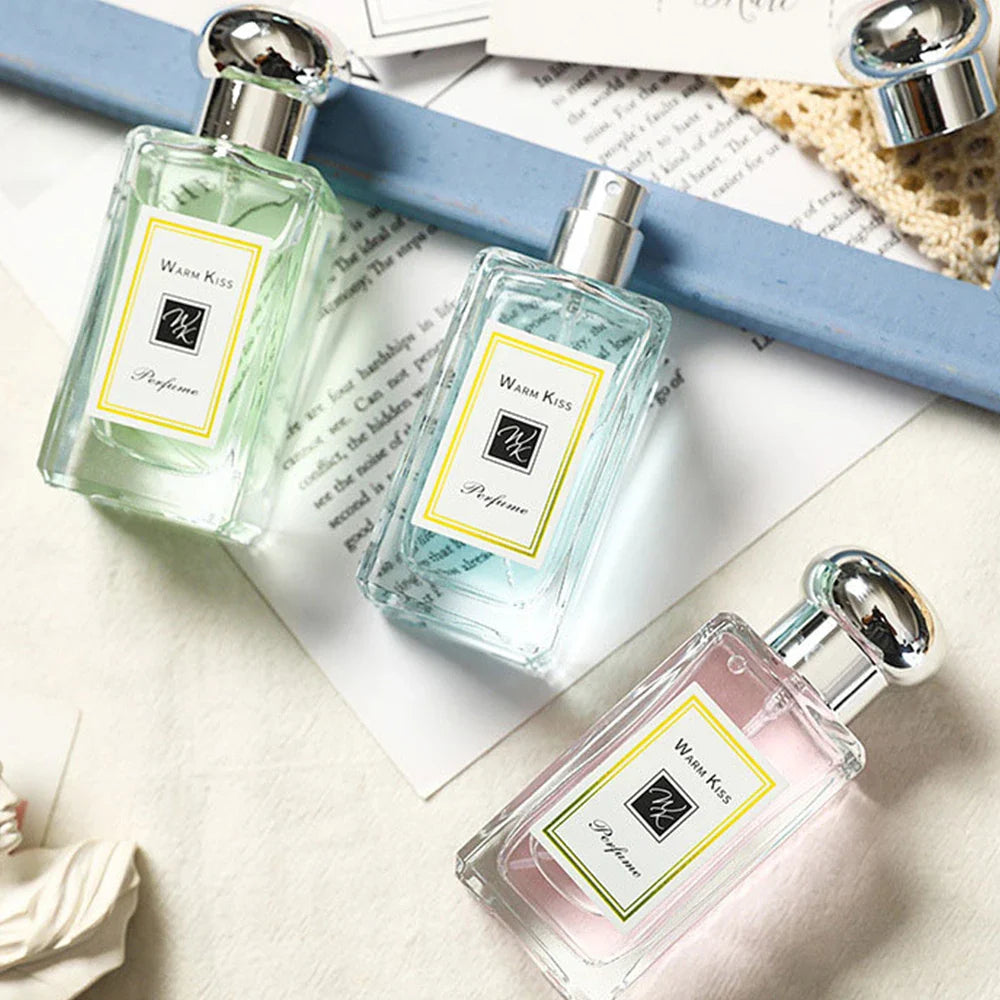 WARM KISS Fruity Perfume – Damen Parfum mit fruchtiger Note (50 ml)