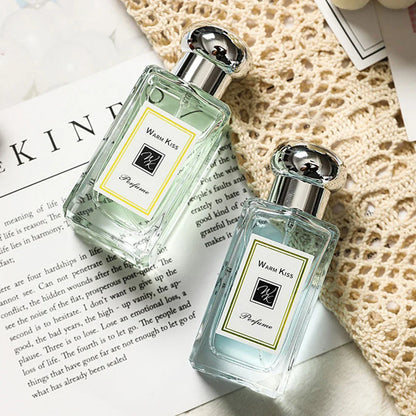 WARM KISS Fruity Perfume – Damen Parfum mit fruchtiger Note (50 ml)