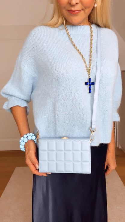 Tasche Vcraty – Strukturierte Mini Bag mit 3D-Steppung