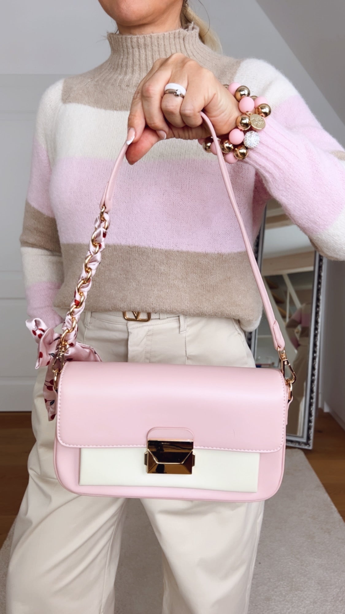 Tasche Vmarika – Elegante Schultertasche mit goldenen Akzenten