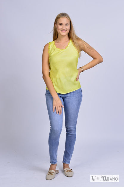 Top Natalie – Femininer Chic mit edler Spitze