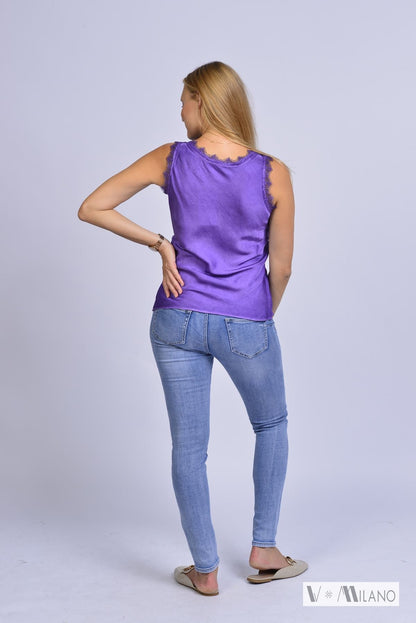 Top Natalie – Femininer Chic mit edler Spitze