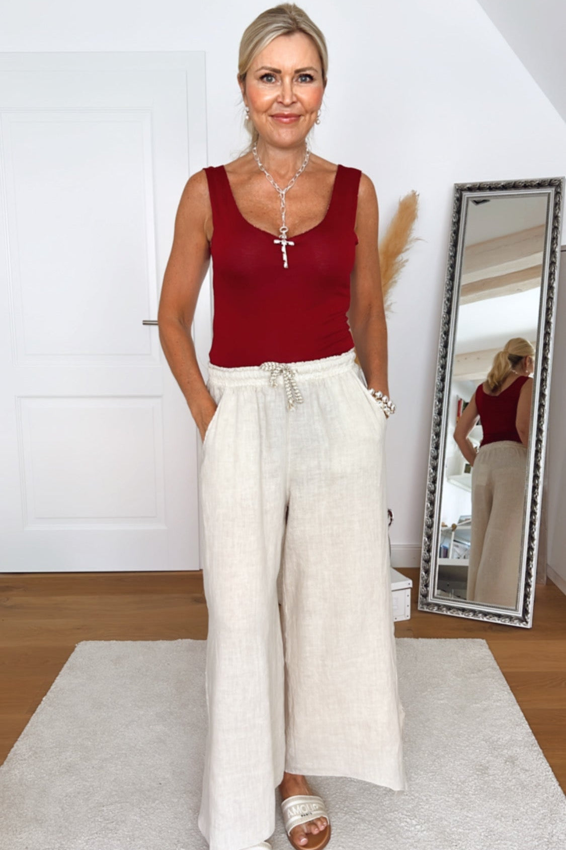 Top Karlina – Feminines Basic mit eleganter Linie