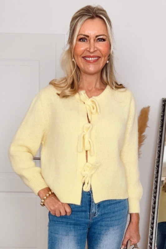 Jacke Vprag – Alpaka Strickjacke mit Schleifen | Made in Italy