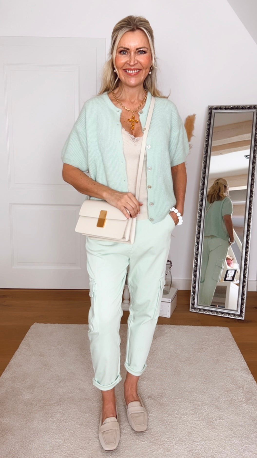 Hose Vevi – Modern Cargo Chic