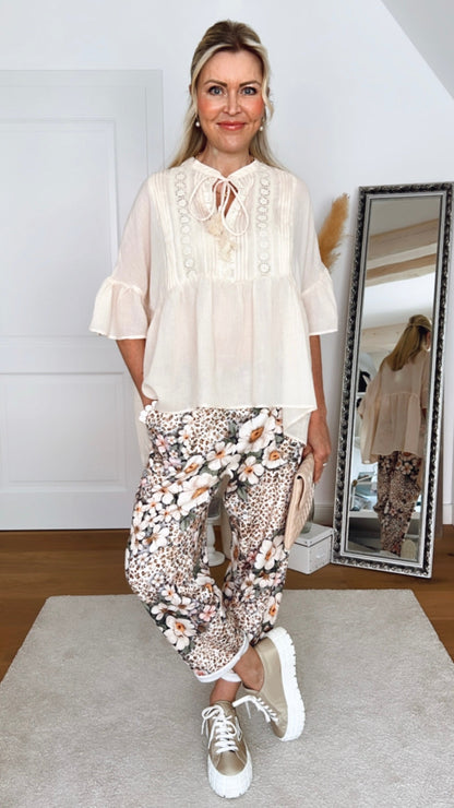 Hose Vhannover – Florale Statement-Hose mit italienischem Flair