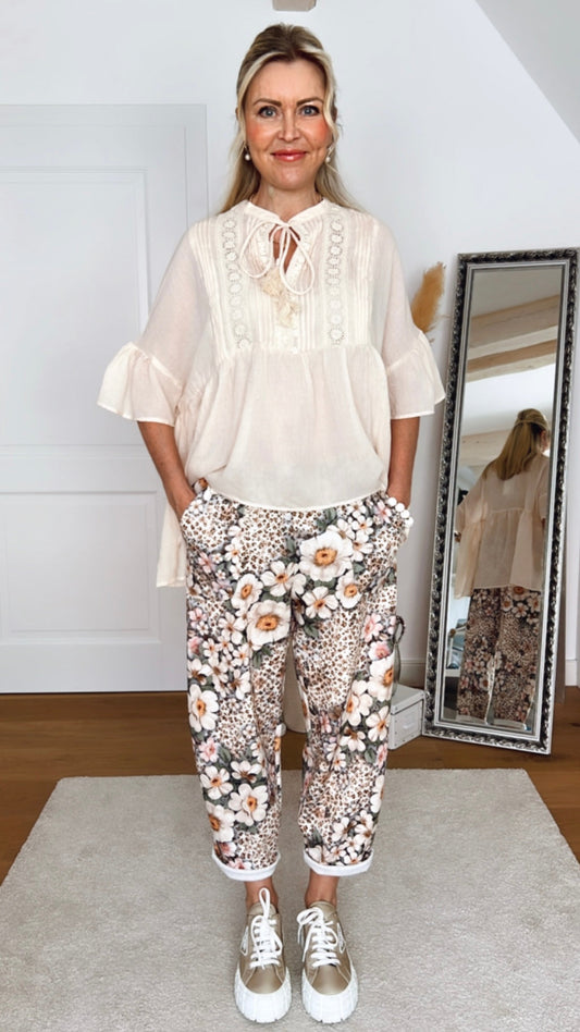 Hose Vhannover – Florale Statement-Hose mit italienischem Flair