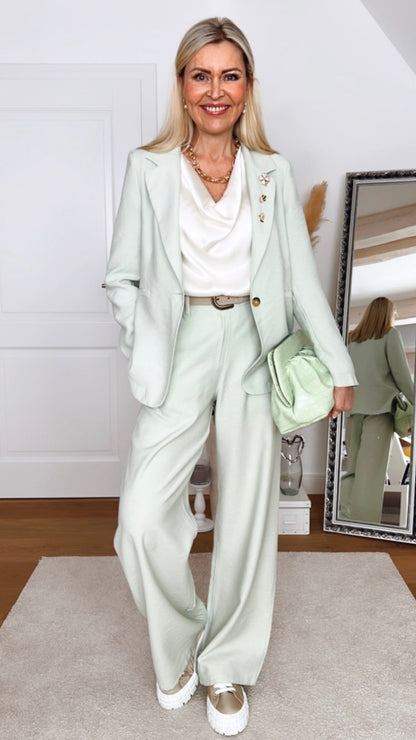 Hose Vsamoa – Fließende Wide-Leg Hose aus Viskose mit italienischem Flair