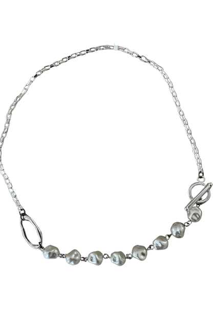 Leslii Damen Halskette mit Perlen & Gliederkette – Moderne Eleganz in Silber-Optik