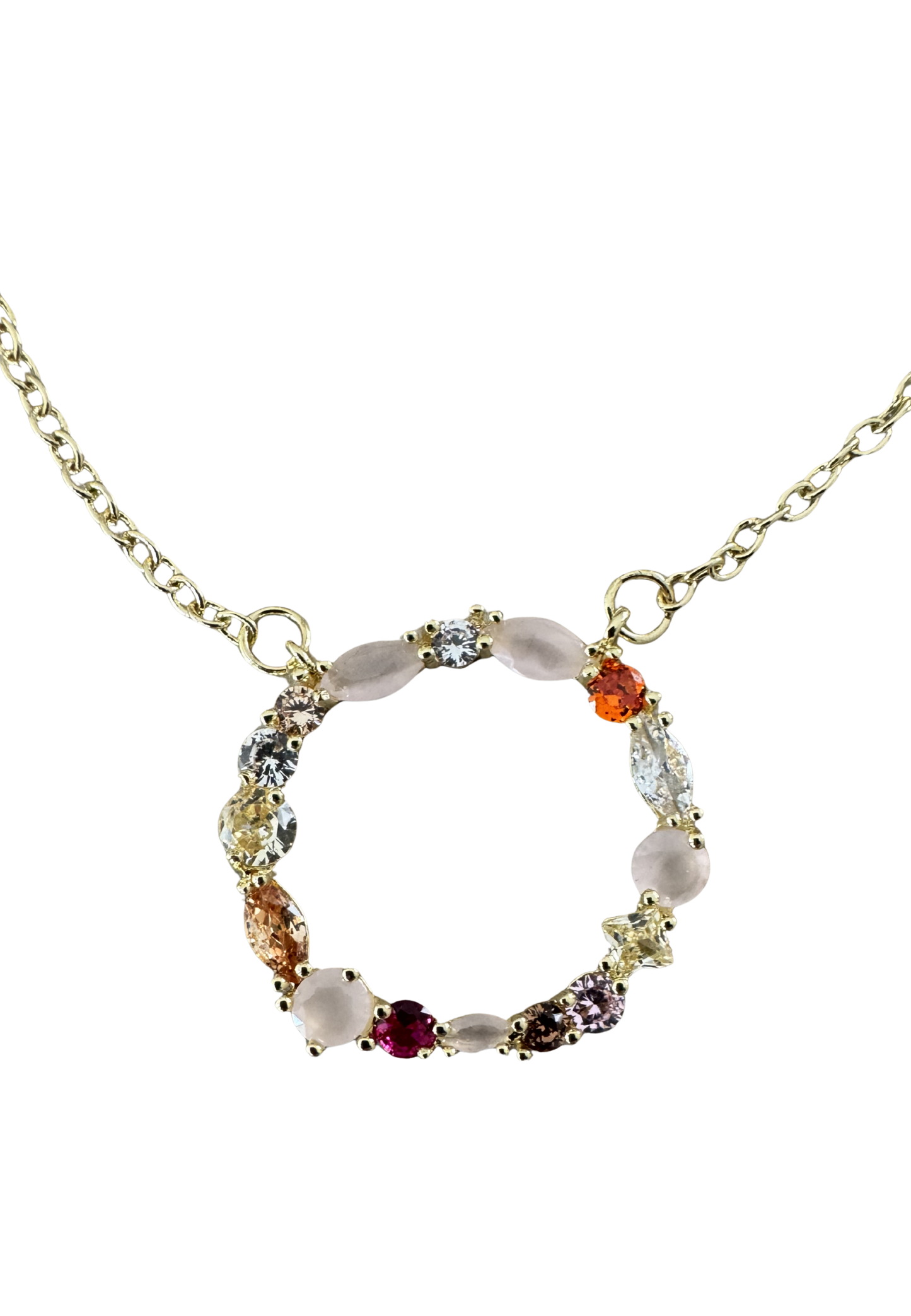 Leslii Damen Halskette mit Ring-Anhänger – Filigrane Eleganz in Silber-Optik