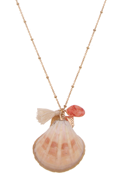 Leslii Damen Halskette mit Muschel-Anhänger – Sommerlicher Boho-Schmuck in Gold-Optik