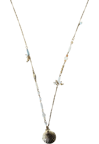 Leslii Damen Halskette mit Muschel-Anhänger & Perlen-Details – Maritimer Schmuck in Gold-Optik