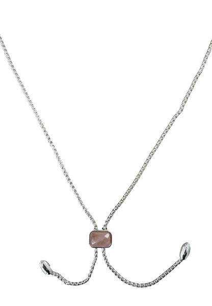 Leslii Damen Halskette mit roséfarbenem Zierelement – Moderne Eleganz mit raffiniertem Design