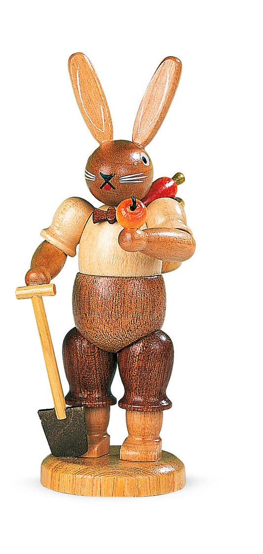 Osterhase mit Spaten und Ernte – 11 cm – Original von Müller Kleinkunst aus Seiffen