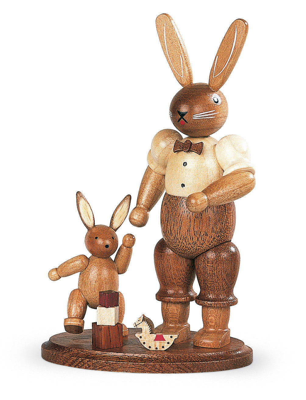 Osterhase mit Hasenkind und Spielzeug – 11 cm – Müller Kleinkunst Seiffen